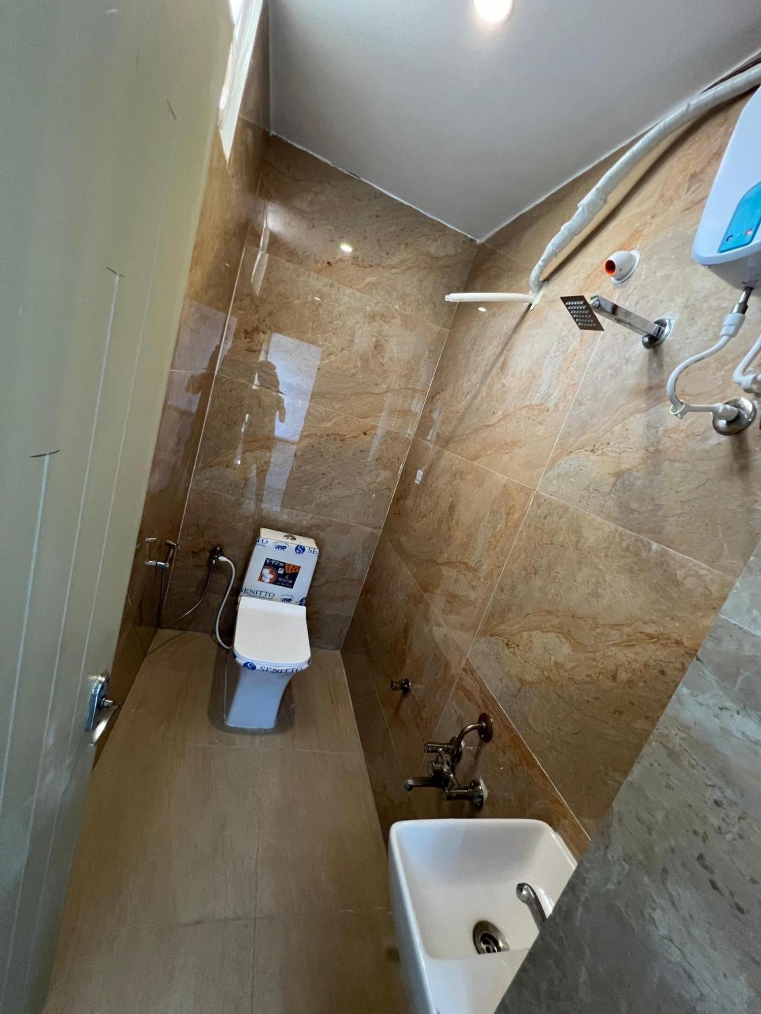 Snr Venus Hotels Tirupati Exterior foto